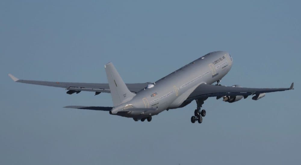 EJÉRCITO del Aire y del Espacio de ESPAÑA evacua a ciudadanos del conflicto en Oriente Medio