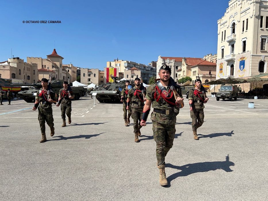 Los medios Ejército de tierra mostrados en el acuartelamiento de el bruch el día de las